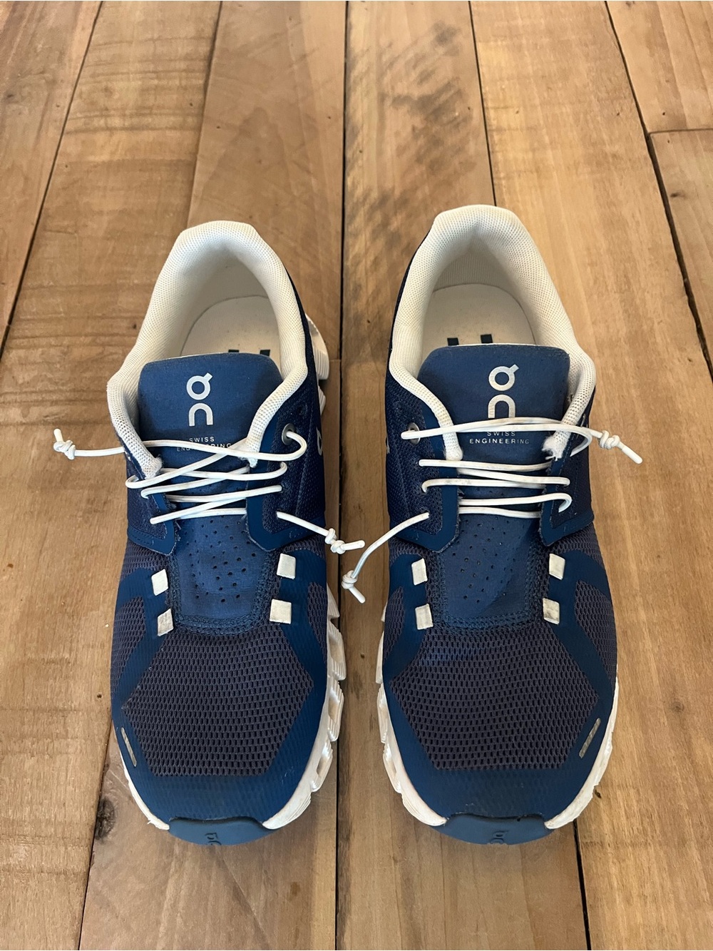 On Cloud 5 Denim/White Running Athletic Shoes Women’s Size 8.5  (58 98901)
